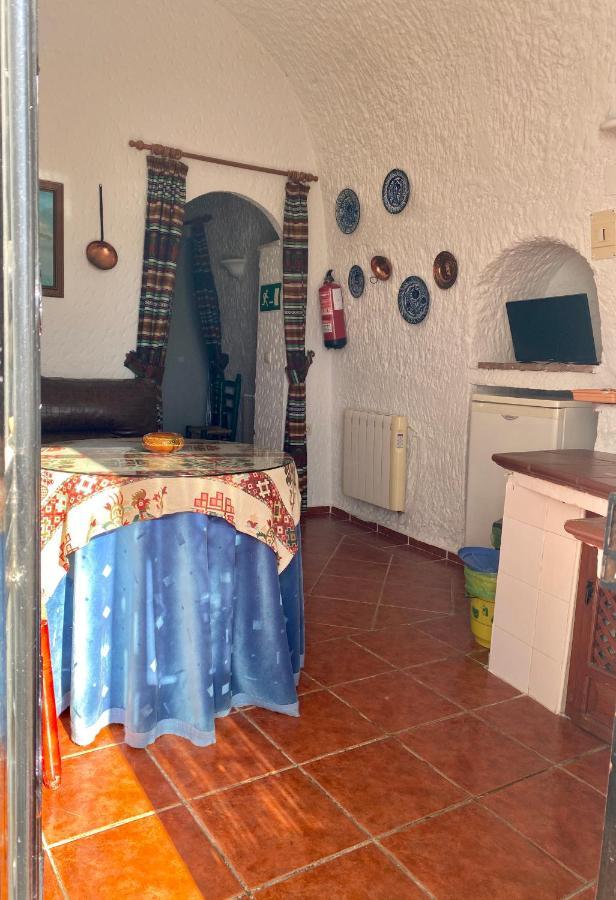 Cuevas Pedro Antonio De Alarcon Apartment Guadix Luaran gambar